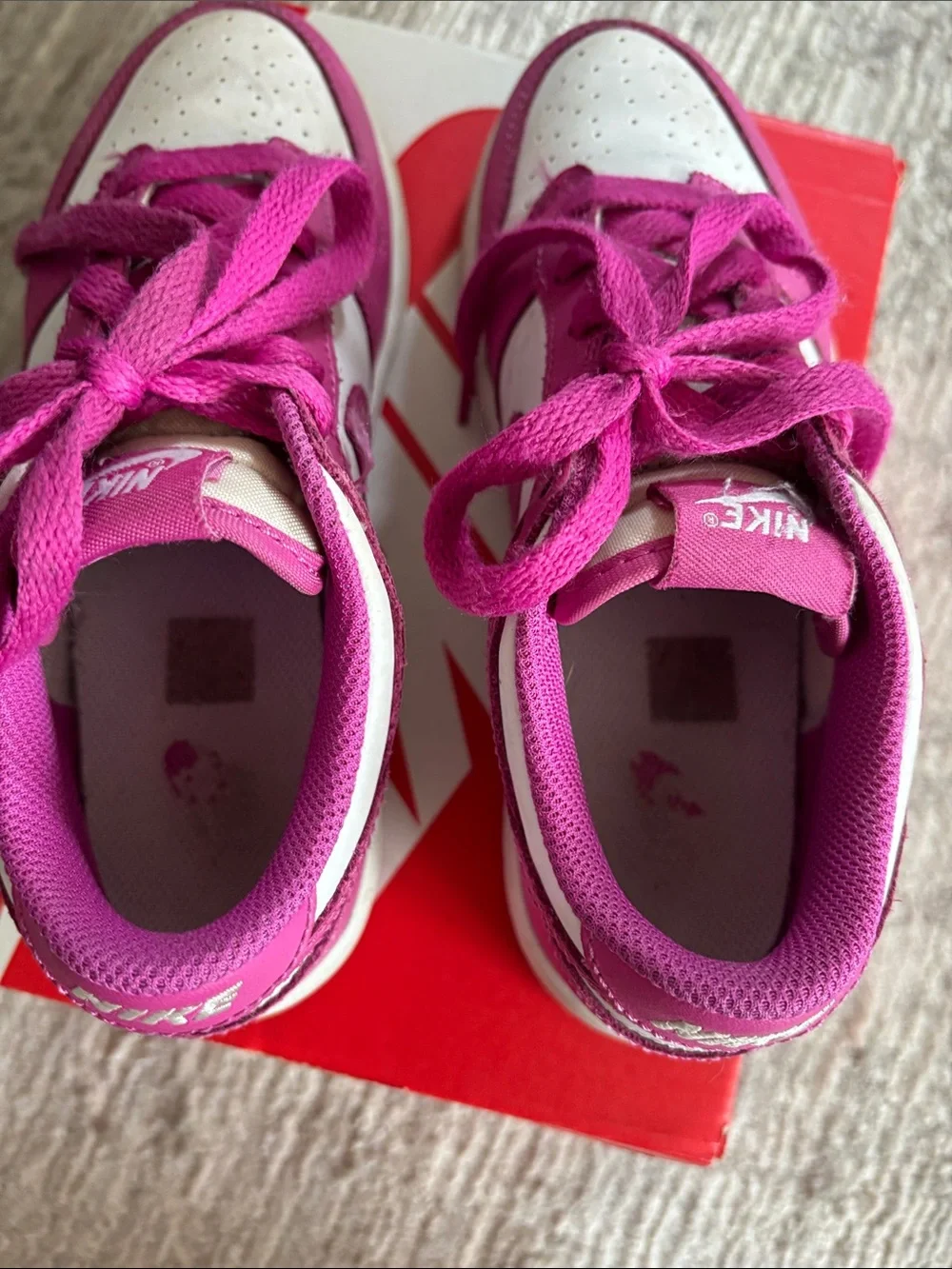 Nike Kids Pink and White Low-Top Sneakers - Swoosh Detail